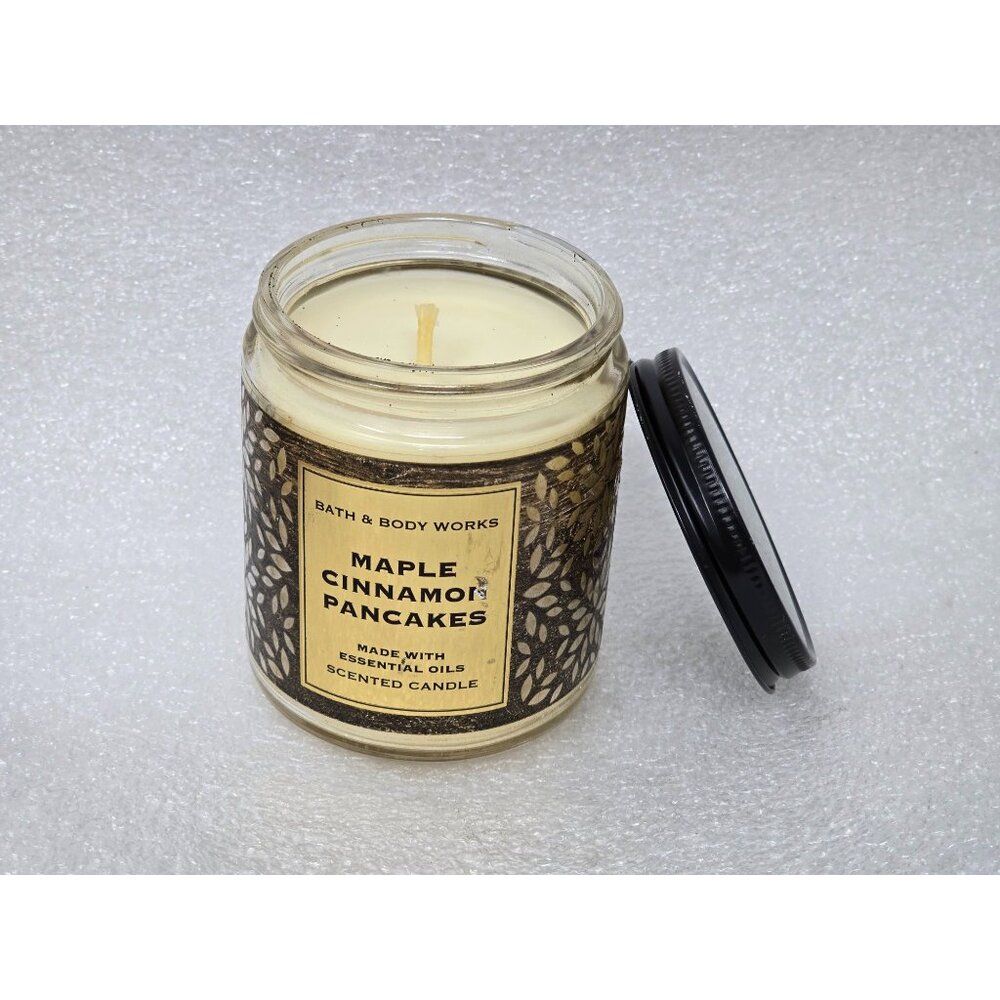 Bath & Body Works Maple Cinnamon Pancakes Scented Candle 7 Oz Jar Essential Oils